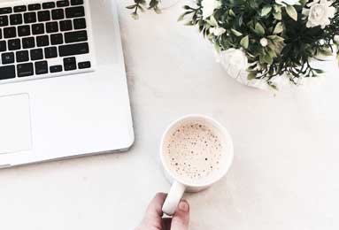 超级魔鬼赛程！29岁国脚自由身离队！今夏英超西甲豪门免签